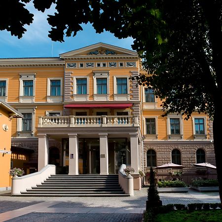 Gallery Park Hotel & Spa, A Chateaux & Hotels Collection Riga Exterior photo