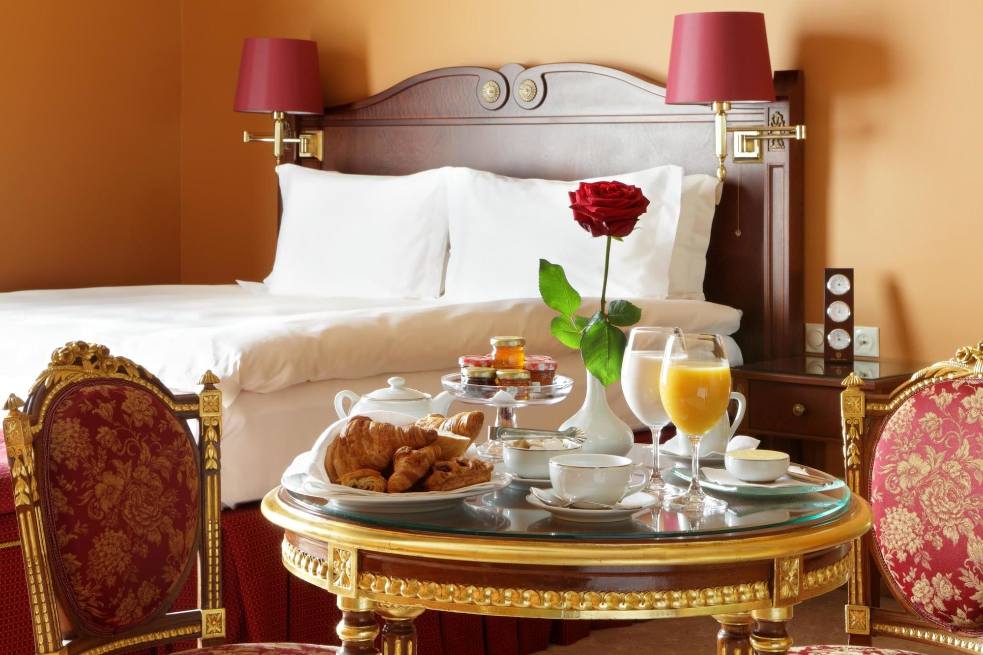 Gallery Park Hotel & Spa, A Chateaux & Hotels Collection Riga Exterior photo