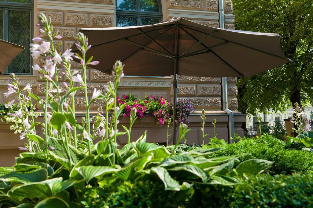 Gallery Park Hotel & Spa, A Chateaux & Hotels Collection Riga Exterior photo